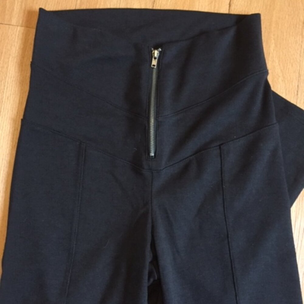 Fitted stretch pants